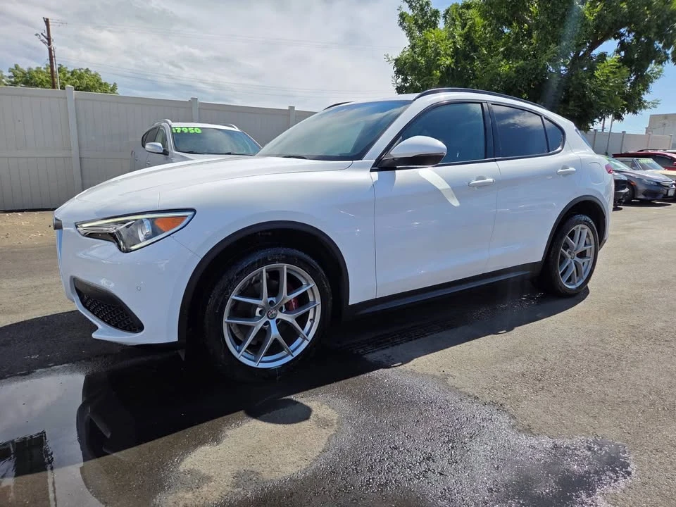 2018 Alfa Romeo Stelvio - Image 3 of 12