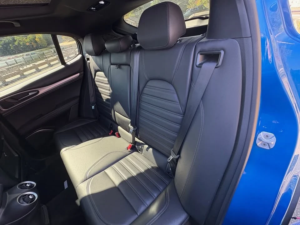 2018 Alfa Romeo Stelvio - Image 13 of 16