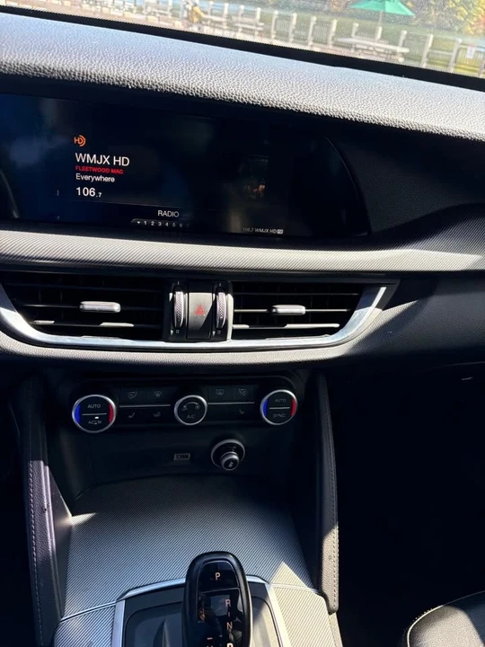 2018 Alfa Romeo Stelvio - Image 16 of 16