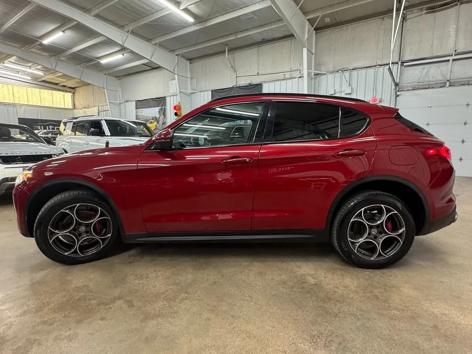 2018 Alfa Romeo Stelvio - Image 2 of 20