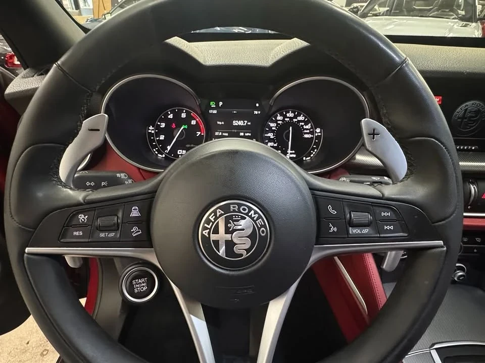 2018 Alfa Romeo Stelvio - Image 10 of 20