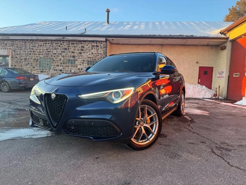 2018 Alfa Romeo Stelvio - Image 2 of 20