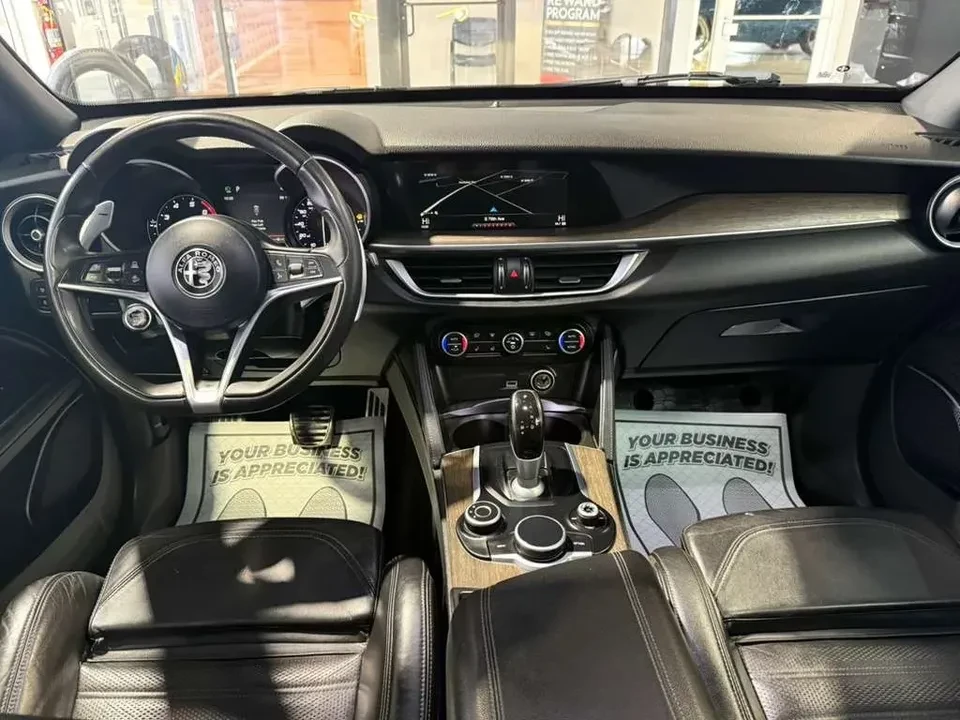 2018 Alfa Romeo Stelvio - Image 5 of 10