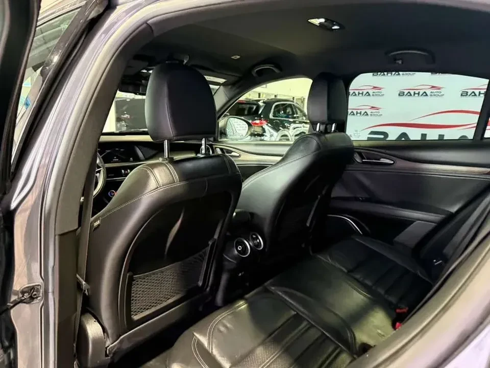 2018 Alfa Romeo Stelvio - Image 6 of 10