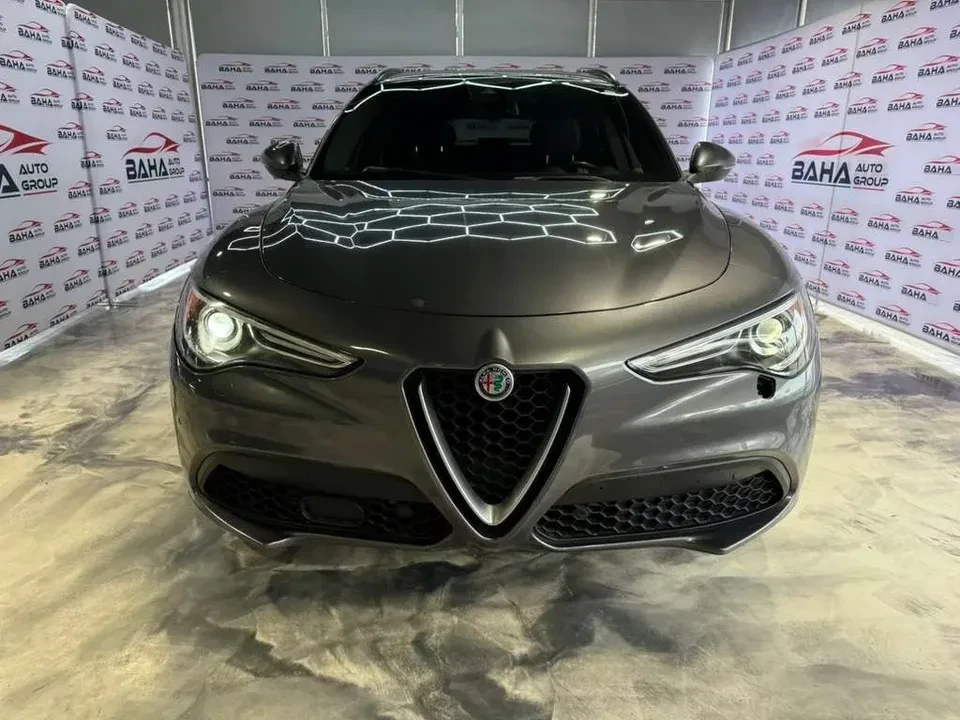 2018 Alfa Romeo Stelvio - Image 8 of 10