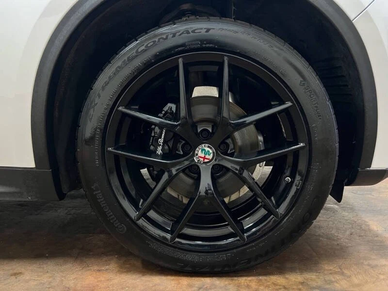 2018 Alfa Romeo Stelvio - Image 8 of 20