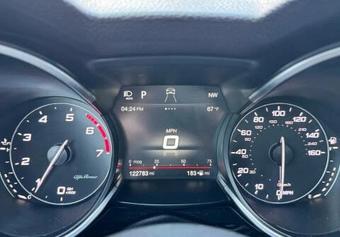 2018 Alfa Romeo Stelvio - Image 16 of 16