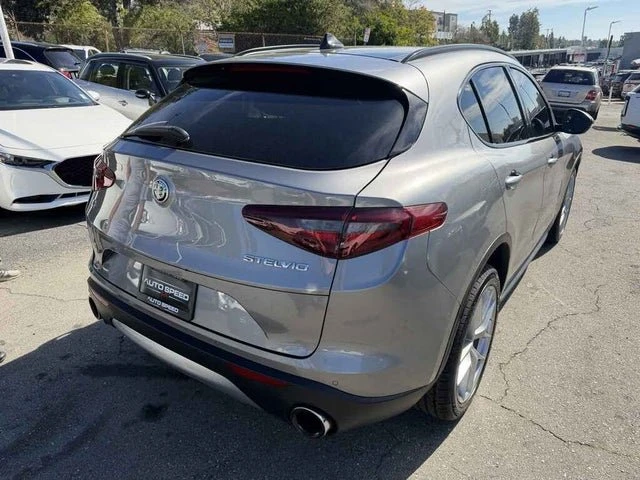 2018 Alfa Romeo Stelvio - Image 6 of 20