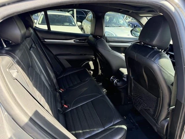 2018 Alfa Romeo Stelvio - Image 16 of 20