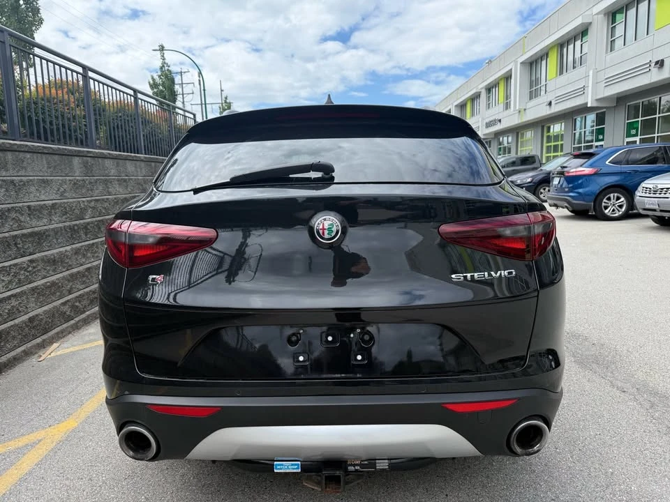 2018 Alfa Romeo Stelvio - Image 4 of 16