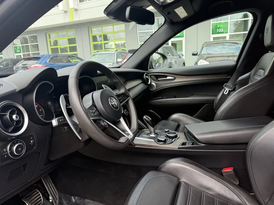2018 Alfa Romeo Stelvio - Image 8 of 16