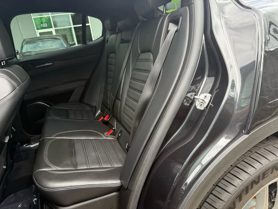 2018 Alfa Romeo Stelvio - Image 11 of 16