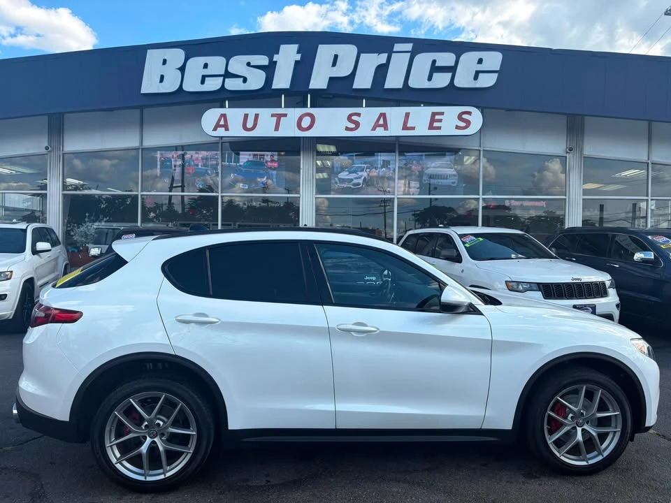 2018 Alfa Romeo Stelvio - Image 6 of 19