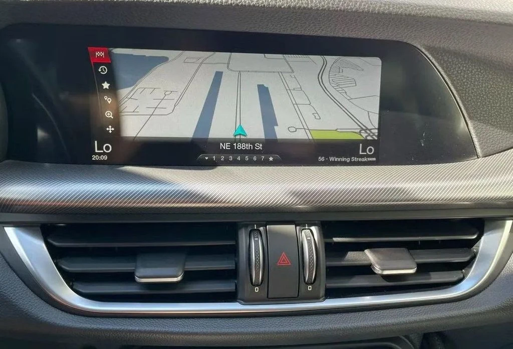 2018 Alfa Romeo Stelvio - Image 10 of 12