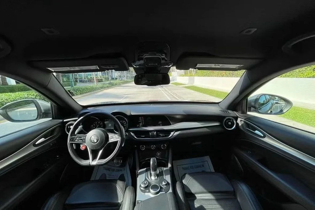 2018 Alfa Romeo Stelvio - Image 9 of 12