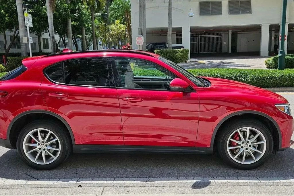 2018 Alfa Romeo Stelvio - Image 2 of 12