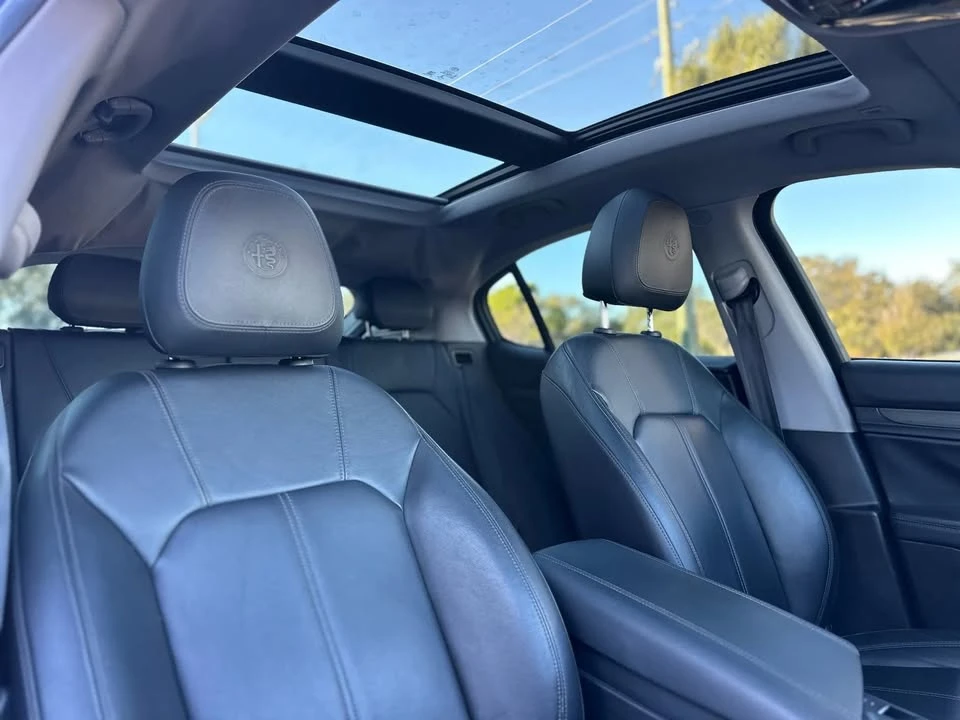 2018 Alfa Romeo Stelvio - Image 11 of 20