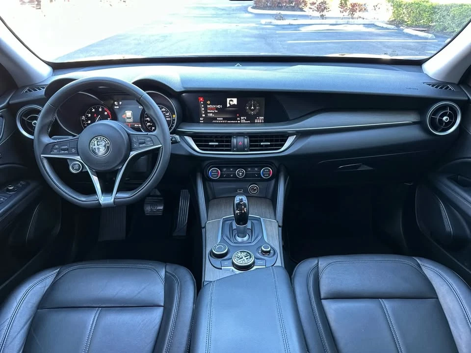2018 Alfa Romeo Stelvio - Image 14 of 20