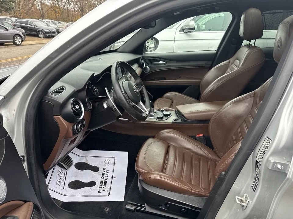 2018 Alfa Romeo Stelvio - Image 11 of 19