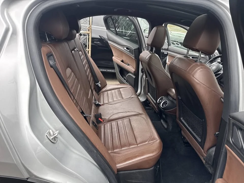 2018 Alfa Romeo Stelvio - Image 14 of 19