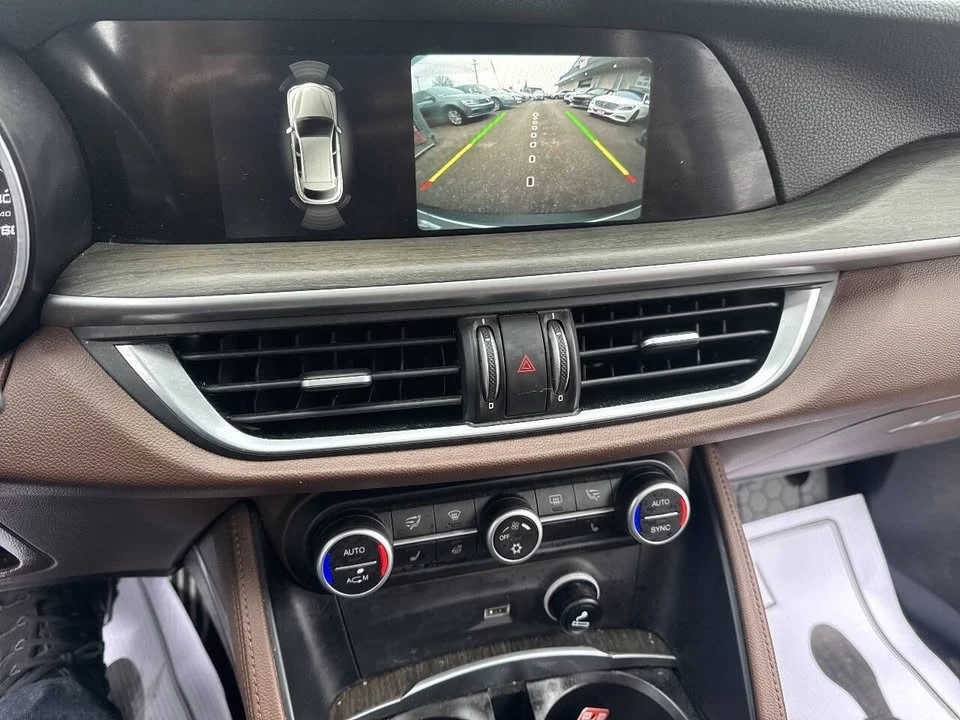 2018 Alfa Romeo Stelvio - Image 19 of 19
