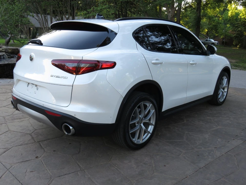 2018 Alfa Romeo Stelvio - Image 6 of 12