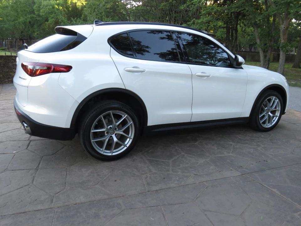 2018 Alfa Romeo Stelvio - Image 7 of 12