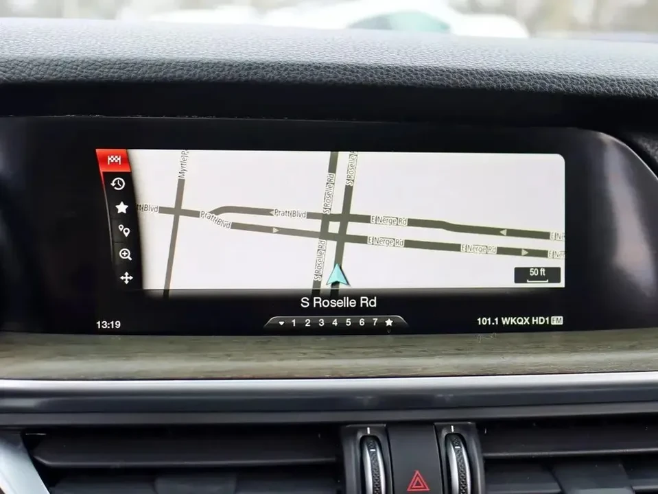 2018 Alfa Romeo Stelvio - Image 5 of 15