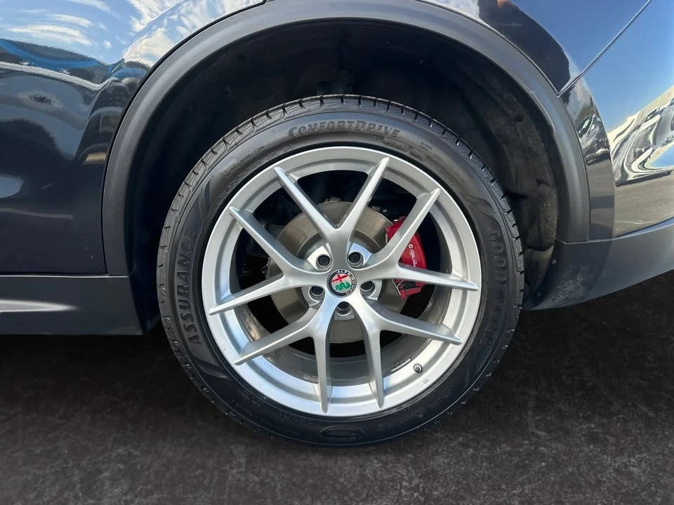 2018 Alfa Romeo Stelvio - Image 14 of 20