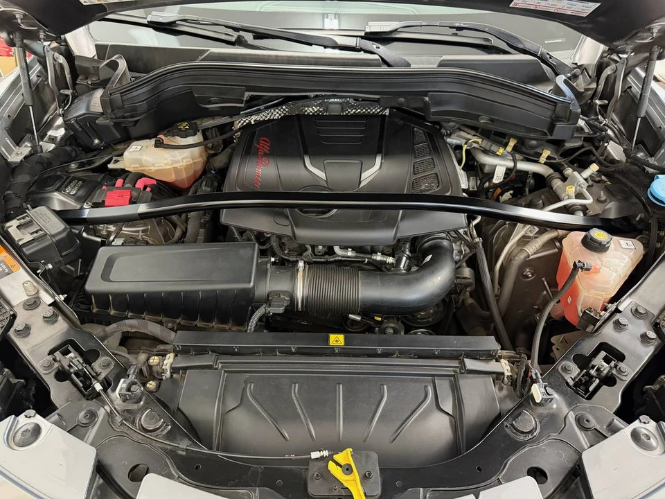 2018 Alfa Romeo Stelvio - Image 18 of 21