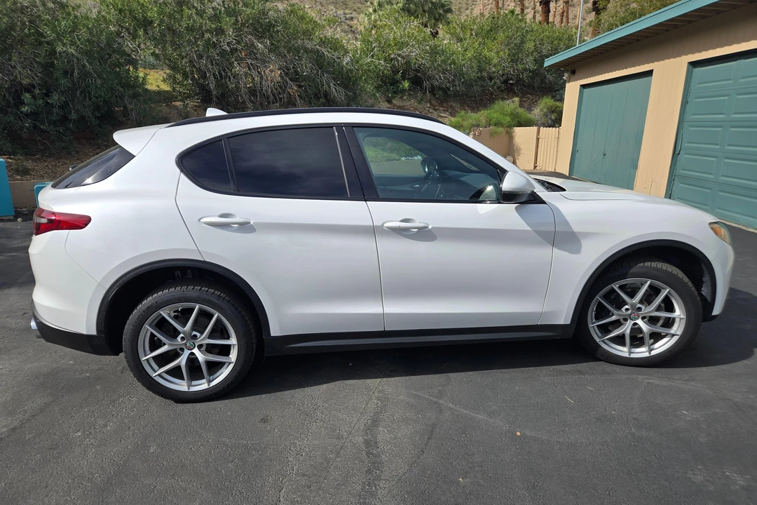 2018 Alfa Romeo Stelvio - Image 3 of 31