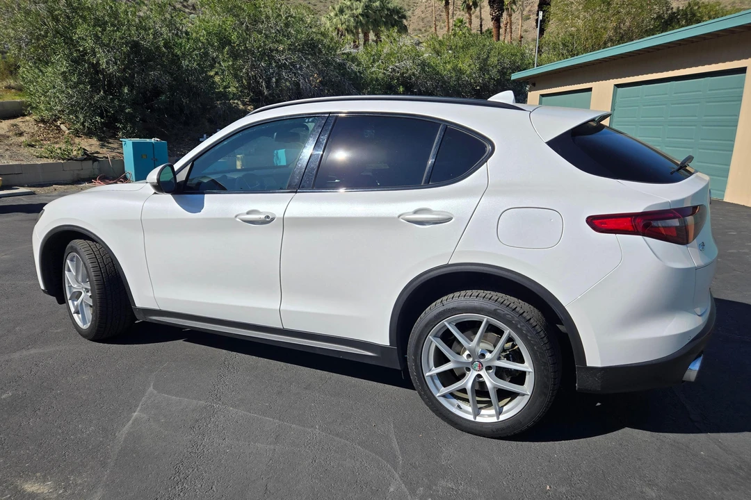 2018 Alfa Romeo Stelvio - Image 4 of 31