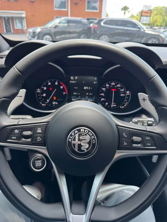 2018 Alfa Romeo Stelvio - Image 8 of 9