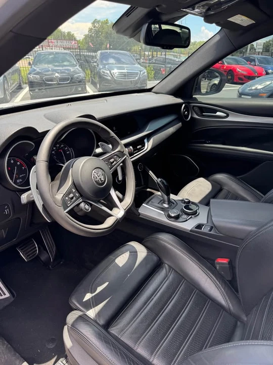 2018 Alfa Romeo Stelvio - Image 6 of 9