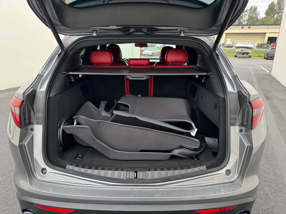 2018 Alfa Romeo Stelvio - Image 14 of 20