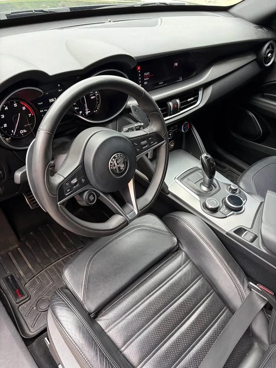 2018 Alfa Romeo Stelvio - Image 5 of 14