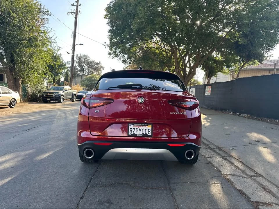 2018 Alfa Romeo Stelvio - Image 8 of 13