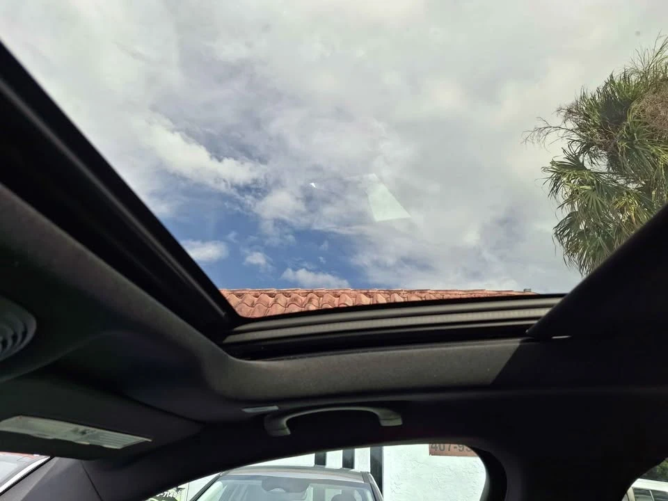 2018 Alfa Romeo Stelvio - Image 16 of 18