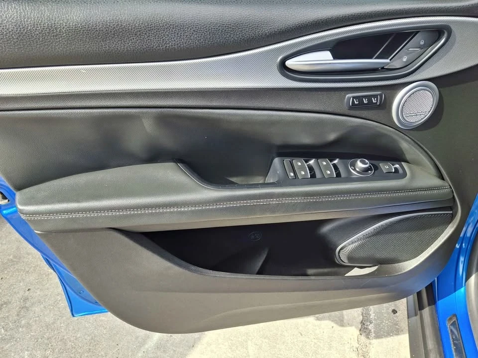 2018 Alfa Romeo Stelvio - Image 9 of 18