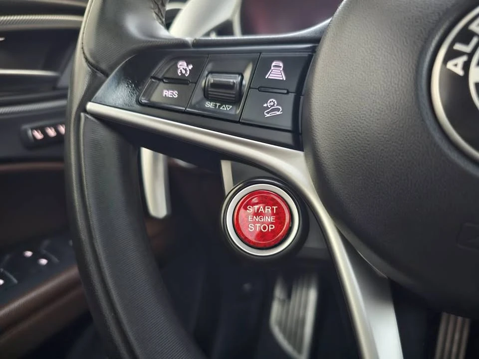2018 Alfa Romeo Stelvio - Image 10 of 20