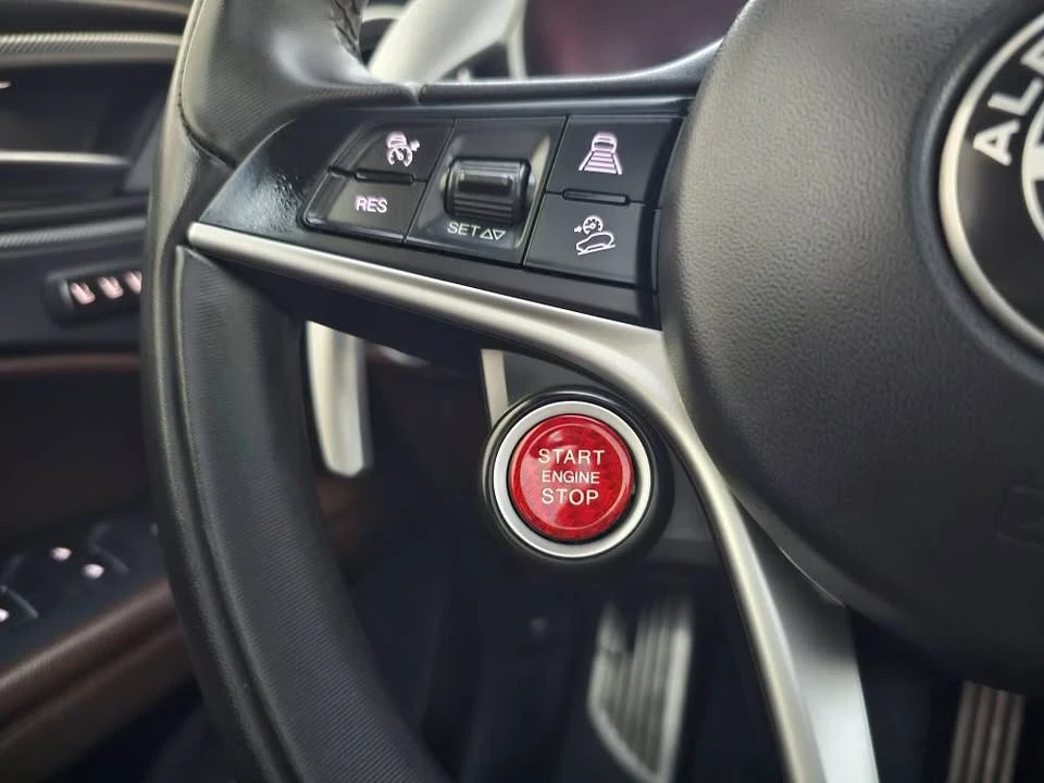 2018 Alfa Romeo Stelvio - Image 10 of 20
