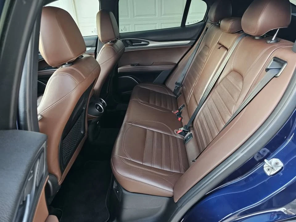 2018 Alfa Romeo Stelvio - Image 13 of 20