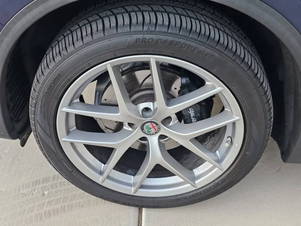 2018 Alfa Romeo Stelvio - Image 18 of 20