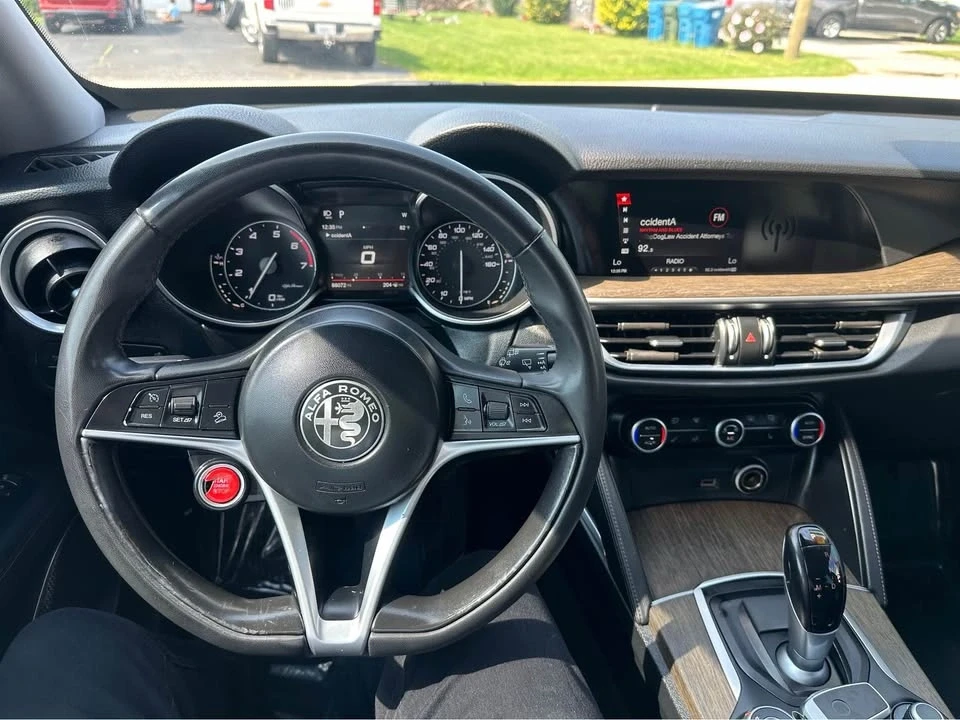 2018 Alfa Romeo Stelvio - Image 13 of 19