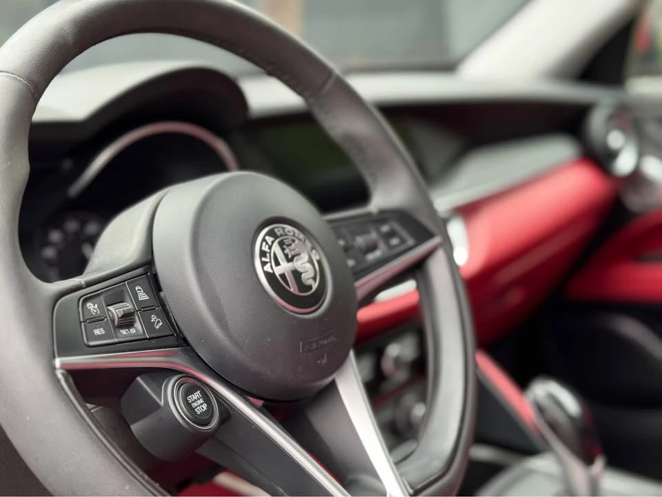 2018 Alfa Romeo Stelvio - Image 9 of 15