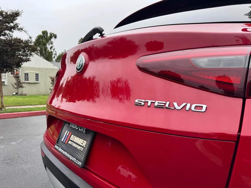 2018 Alfa Romeo Stelvio - Image 12 of 15