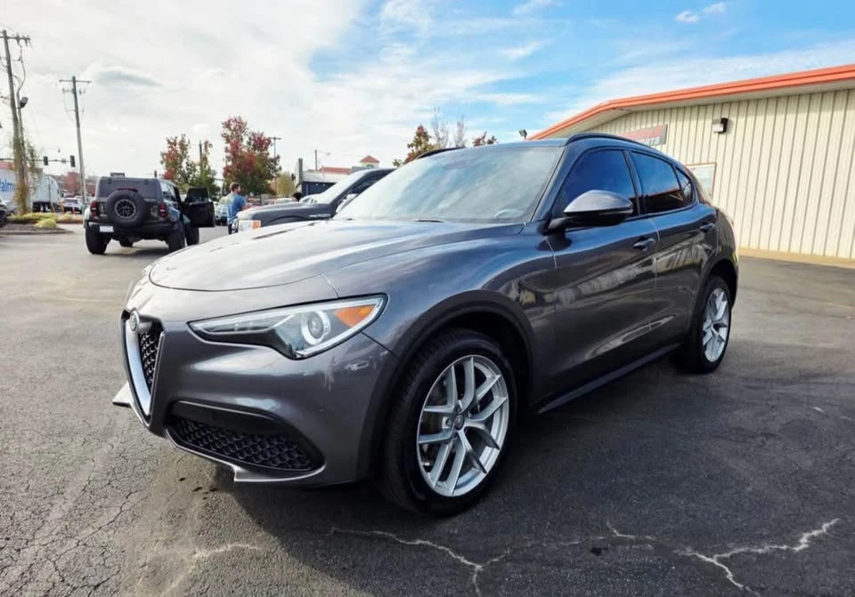 2018 Alfa Romeo Stelvio - Image 2 of 20