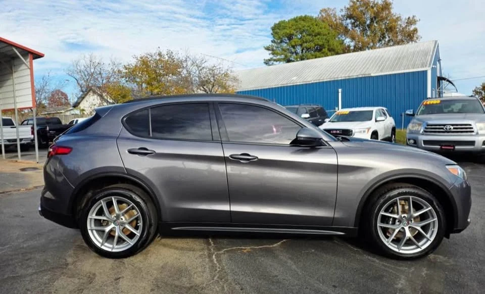 2018 Alfa Romeo Stelvio - Image 4 of 20