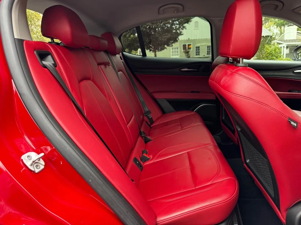 2018 Alfa Romeo Stelvio - Image 13 of 15