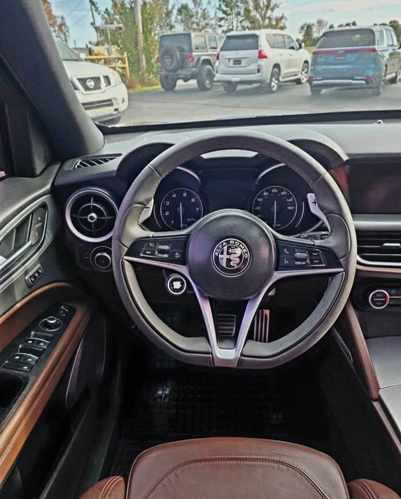 2018 Alfa Romeo Stelvio - Image 10 of 20